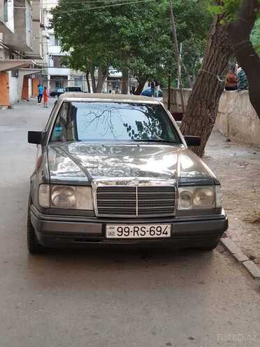 Mercedes E 280 1993, 127,300 km - 2.8 l - Bakı
