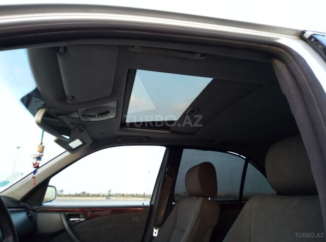 Mercedes E 200 1999, 245,000 km - 2.0 l - Bakı
