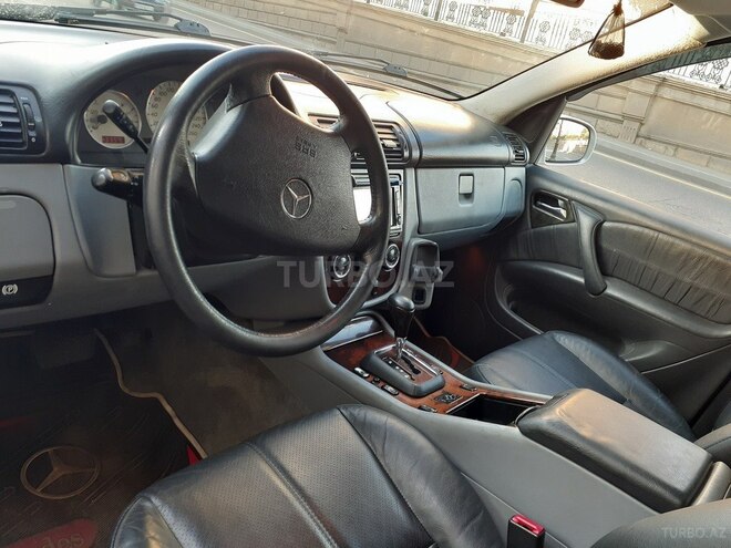 Mercedes  2004, 127,000 km - 5.0 l - Bakı