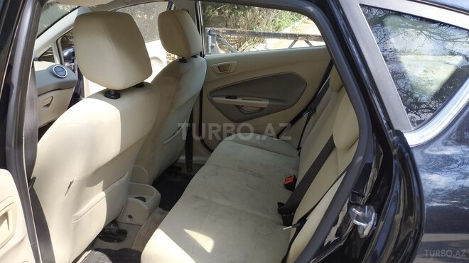 Ford Fiesta 2010, 58,000 km - 1.4 l - Bakı