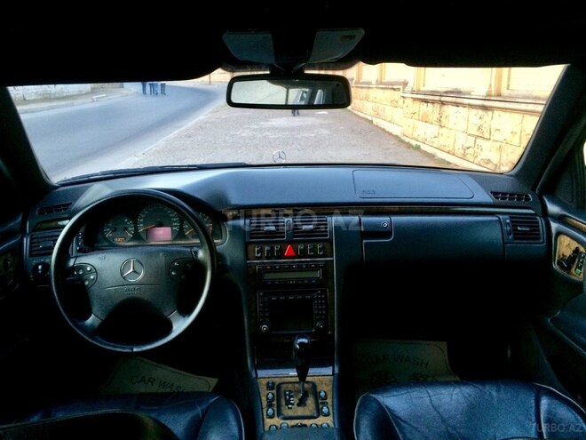 Mercedes E 240 0, 0 km - 2.4 л - Bakı