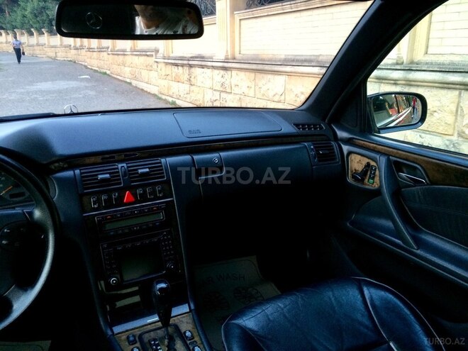 Mercedes E 240 0, 0 km - 2.4 л - Bakı