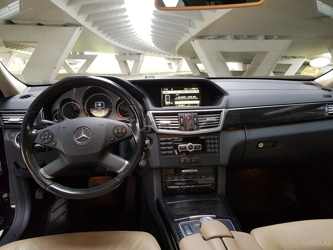 Mercedes E 300 2012, 109,000 km - 3.0 l - Bakı