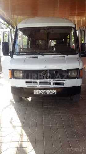 Mercedes 208 D 1993, 280,000 km - 0.2 l - Biləsuvar