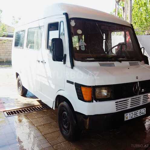 Mercedes 208 D 1993, 280,000 km - 0.2 l - Biləsuvar