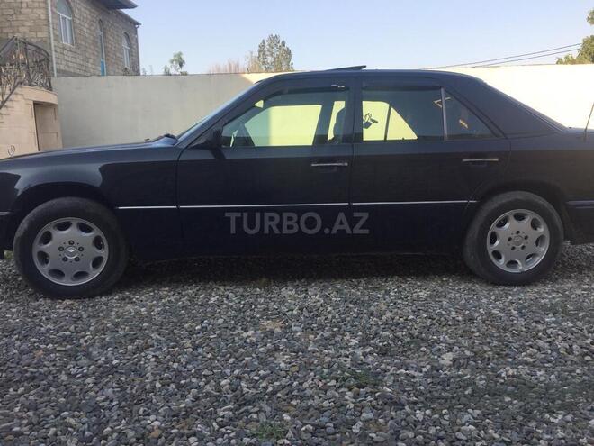 Mercedes E 220 1994, 750,000 km - 2.2 l - Bakı