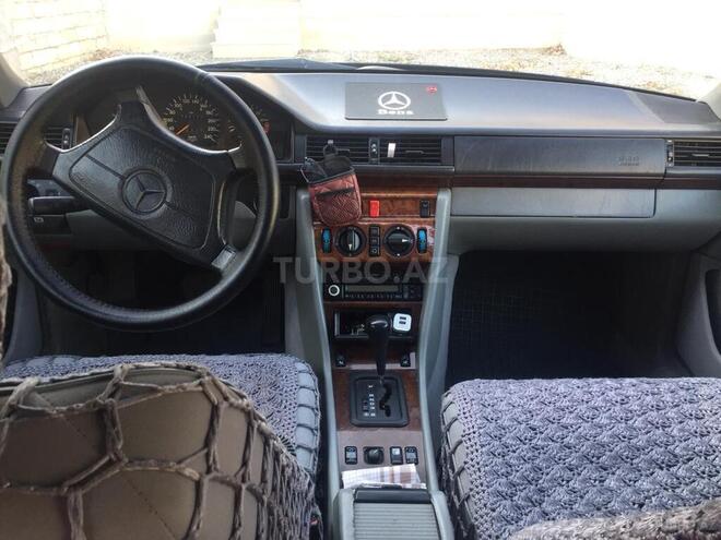 Mercedes E 220 1994, 750,000 km - 2.2 l - Bakı
