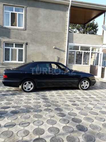 Mercedes E 240 2000, 240,000 km - 2.6 л - Masallı
