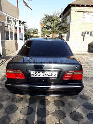 Mercedes E 240 2000, 240,000 km - 2.6 л - Masallı