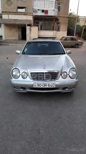 Mercedes E 240 2001, 270,000 km - 2.4 l - Bakı