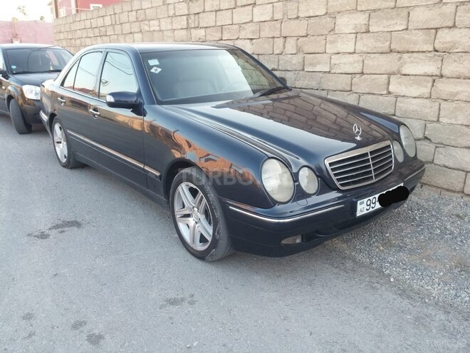 Mercedes E 220 2001, 343,000 km - 2.2 l - Bakı