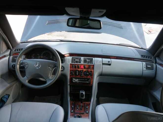 Mercedes E 220 2001, 343,000 km - 2.2 l - Bakı