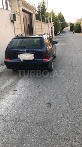 Mercedes C 220 1999, 325,000 km - 2.2 l - Bakı