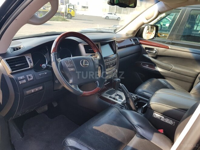 Lexus LX 570 2012, 215,000 km - 5.7 л - Bakı