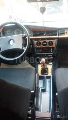 Mercedes 190 1990, 220,000 km - 2.5 l - Bakı