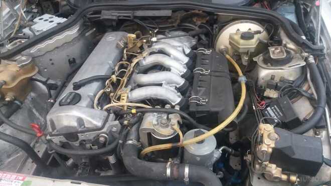 Mercedes 190 1990, 220,000 km - 2.5 l - Bakı
