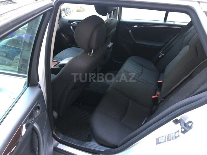 Mercedes C 220 2006, 175,000 km - 2.2 l - Bakı