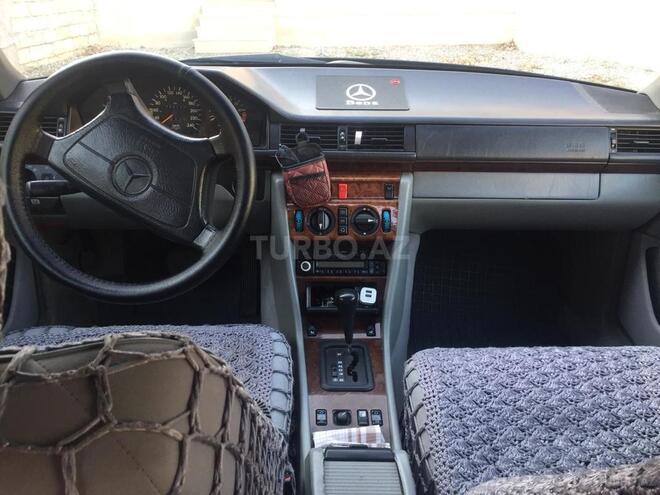 Mercedes E 220 1994, 750,000 km - 2.2 l - Bakı