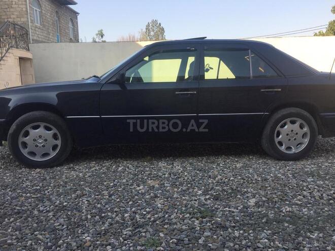 Mercedes E 220 1994, 750,000 km - 2.2 l - Bakı