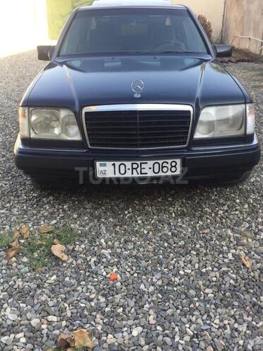 Mercedes E 220 1994, 750,000 km - 2.2 l - Bakı