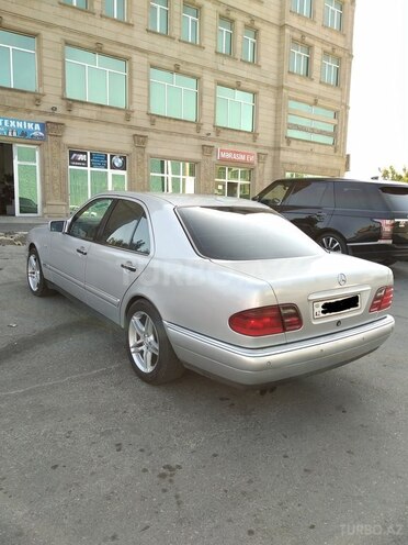 Mercedes E 300 1998, 357,643 km - 3.0 l - Bakı