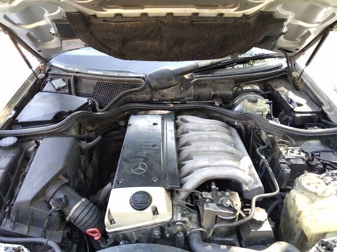Mercedes E 300 1998, 357,643 km - 3.0 l - Bakı