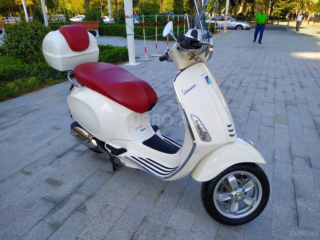 Vespa  2015, 19,000 km - 0.2 l - Bakı