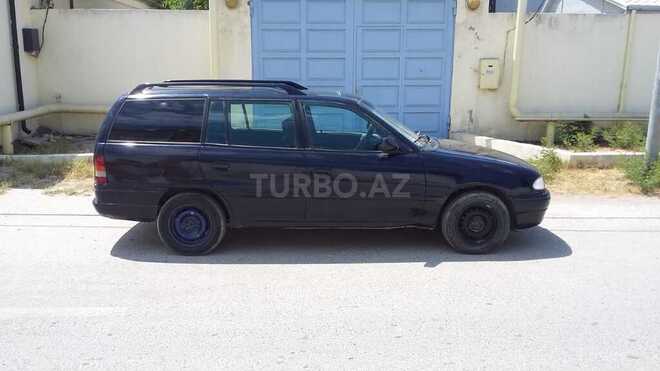 Opel Astra 1992, 181,900 km - 2.0 л - Bakı