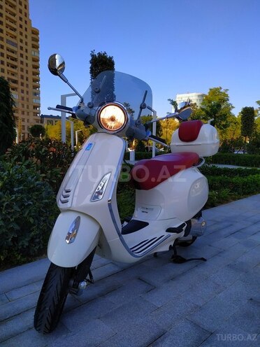 Vespa  2015, 19,000 km - 0.2 l - Bakı
