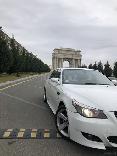 BMW 530 2005, 218,800 km - 3.0 л - Göygöl