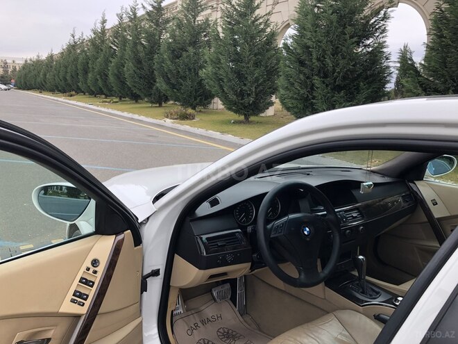 BMW 530 2005, 218,800 km - 3.0 л - Göygöl