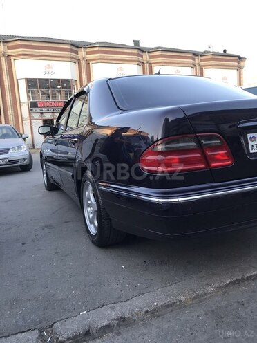 Mercedes E 280 2000, 241,444 km - 2.8 л - Bakı