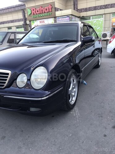 Mercedes E 280 2000, 241,444 km - 2.8 л - Bakı