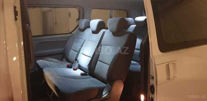 Hyundai H-1 2014, 128,000 km - 2.5 l - Bakı