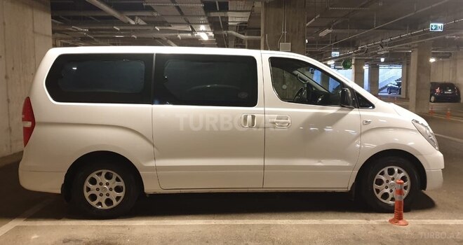 Hyundai H-1 2014, 128,000 km - 2.5 l - Bakı