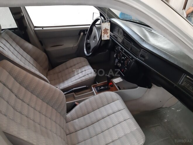Mercedes 190 1992, 39,489 km - 1.8 l - Xudat