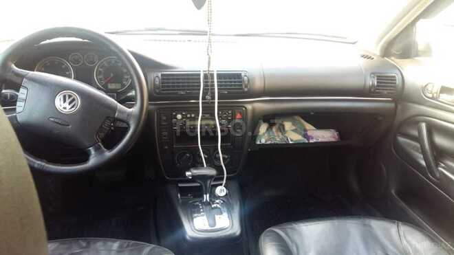 Volkswagen Passat 2011, 250,000 km - 1.8 л - Bakı