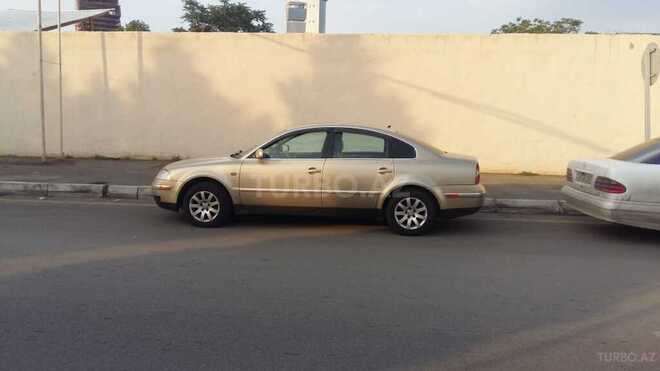 Volkswagen Passat 2011, 250,000 km - 1.8 л - Bakı