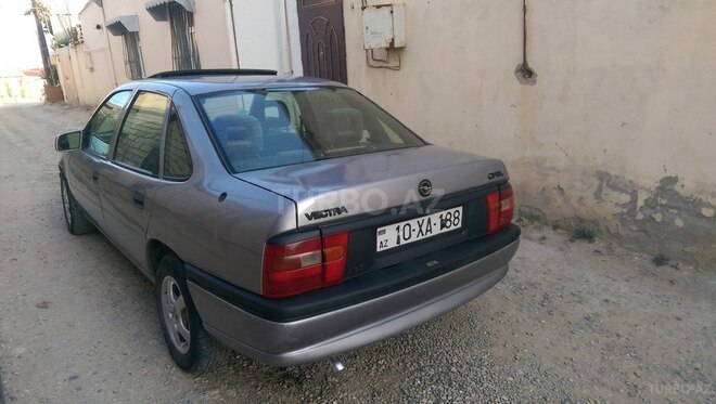 Opel Vectra 1995, 286,000 km - 2.0 l - Bakı