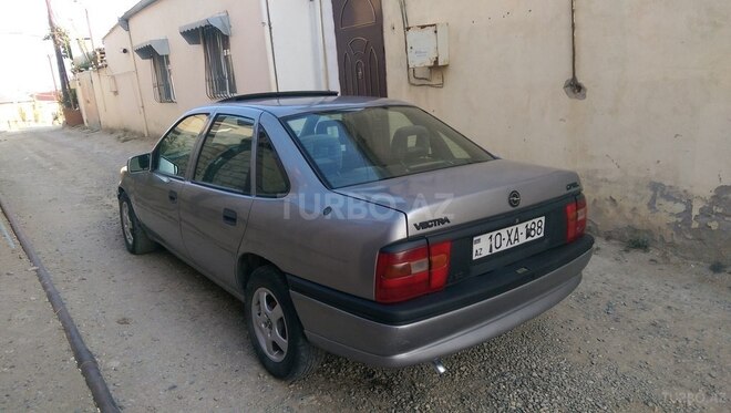Opel Vectra 1995, 286,000 km - 2.0 l - Bakı