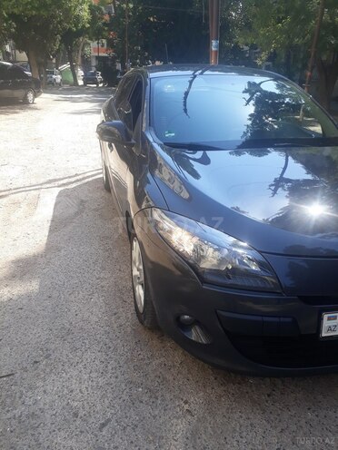 Renault Megane 2011, 135,000 km - 1.5 l - Bakı