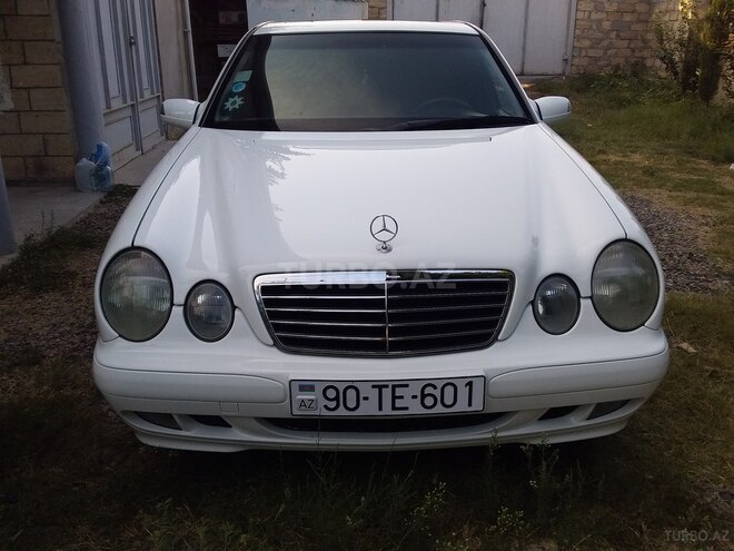 Mercedes E 270 2000, 305,122 km - 2.7 l - Bakı