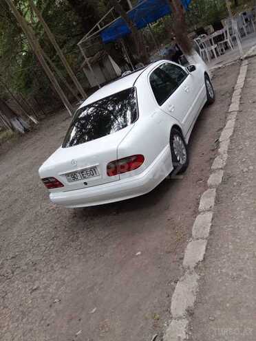 Mercedes E 270 2000, 305,122 km - 2.7 l - Bakı