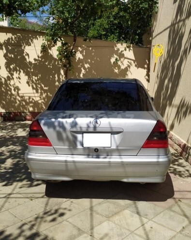 Mercedes C 230 2000, 205,678 km - 2.3 l - Xırdalan