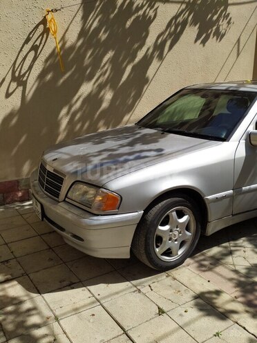 Mercedes C 230 2000, 205,678 km - 2.3 l - Xırdalan
