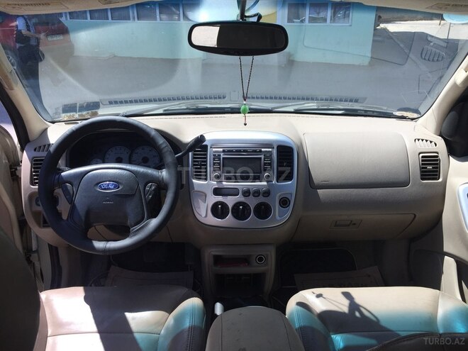 Ford Escape 2003, 227,500 km - 3.0 l - Sumqayıt