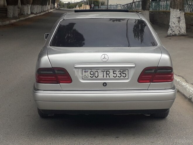 Mercedes E 230 1996, 210,000 km - 2.3 l - Sumqayıt