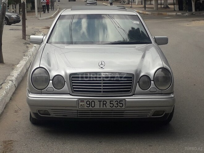 Mercedes E 230 1996, 210,000 km - 2.3 l - Sumqayıt