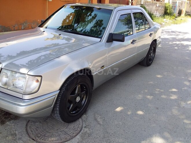 Mercedes E 300 1991, 528,254 km - 3.0 l - Beyləqan