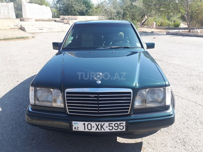 Mercedes E 220 1995, 410,000 km - 2.2 l - Bakı